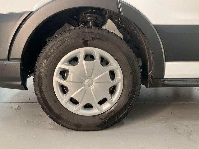 Ford TRANSIT 350 2.0 TDCI L3H2 Trend 130pk | Navigatie Pack | Safety en Comfort Pack | Trekhaak