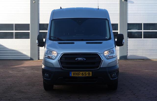 Ford TRANSIT 330 2.0 TDCI L3H2 DC AUT/ CAMERA/ ACC/ AIRCO/ TREKHAAK