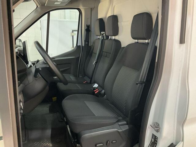 Ford TRANSIT 350 2.0 TDCI L3H2 Trend 130pk | Navigatie Pack | Safety en Comfort Pack | Trekhaak