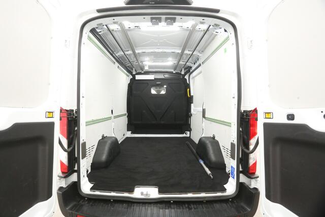 Ford TRANSIT 350 2.0 TDCI L2H2 | Aut. | Airco | Camera | Adap. Cruise | Carplay | Navi | Stoelverw.