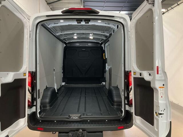 Ford TRANSIT 350 2.0 TDCI L3H2 Trend 130pk | Safety Comfort-pakket | Navigatie Pack | Trekhaak | Reserve Wiel