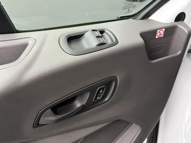 Ford TRANSIT 2.0TDi 130PK L4H3 Jumbo | Navigatie | Multimedia | Camera | 3-Persoons | Betimmering