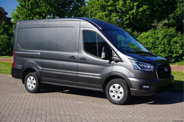 Ford TRANSIT 350M L2H2 Limited AUT-8 165PK BPM VRIJ Navi, Camera, Xenon, Lm Velg, Trekhaak!! NR. A114