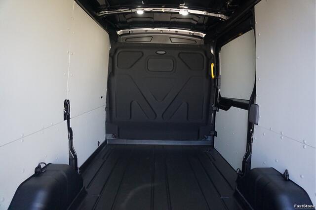 Ford TRANSIT 350M L2H2 Limited AUT-8 165PK BPM VRIJ Navi, Camera, Xenon, Lm Velg, Trekhaak!! NR. A116