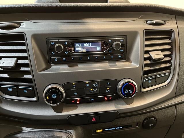 Ford TRANSIT 350 2.0 TDCI L2H1 Trend MHEV 130 PK Open Laadbak / Maxilift kraan / Euro 6 / Airco / Cruise Control / Trekhaak / 25.400 KM !!