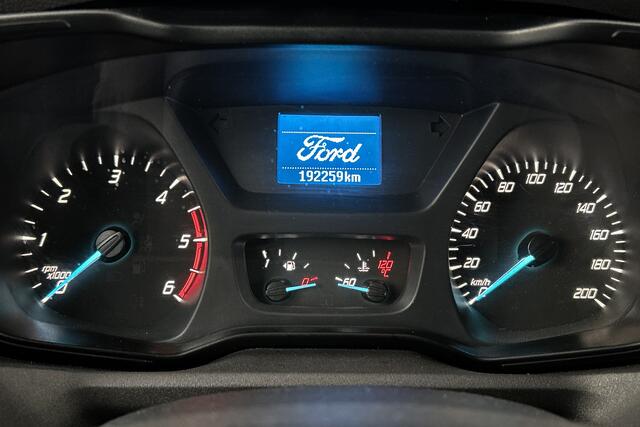 Ford TRANSIT 330 2.0 TDCI L2H2 Trend | 2x schuifdeur | Trekhaak | Camera | Cruise control