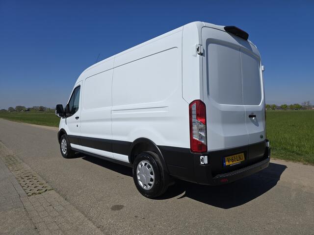 Ford TRANSIT 350 2.0 TDCI L3H2 Trend - 130 Pk - Euro 6 - ParkeerCamera - Airco - Cruise Control