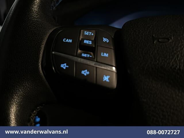 Ford TRANSIT 2.0 TDCI 170pk L3H2 Euro6 Airco | Camera | Apple Carplay | Cruisecontrol | 2800kg Trekhaak Android Auto, Stoelverwarming, Verwarmde voorruit, Parkeersensoren, Bijrijdersbank