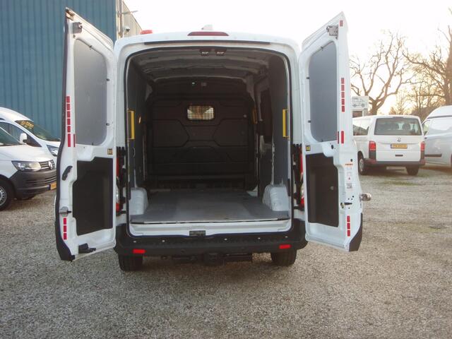Ford TRANSIT 350 L2H2 Trend 124305 Km Bj 18