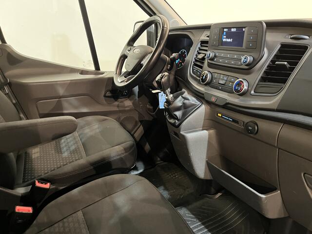 Ford TRANSIT 2.0 TDCI L2 AWD 4X4 170 PK Open Laadbak / Euro 6 / Airco / Cruise Control / Trekhaak / Camera / 3-Zits / 20.000 KM !!