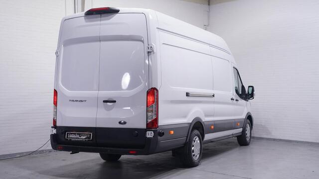 Ford TRANSIT 2.0 TDCI 130 pk L4H3 Navi, Camera 270 Graden Deuren, Laadruimte Pakket, Cruise Control, PDC V+A, 3-Zits