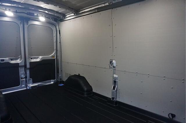 Ford TRANSIT 350L 130PK AUT L3H2 BPM VRIJ!! Sync4 Navi, 360 Camera, LM Velg, Trekhaak!! NR. A64