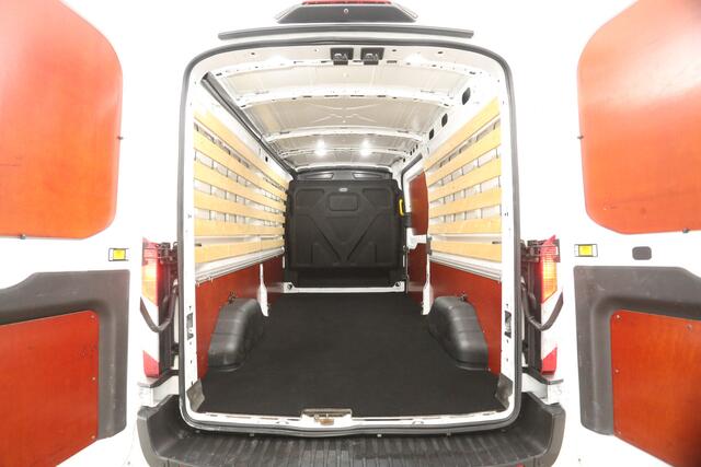 Ford TRANSIT 2.0 TDCI L3H2 | 2800kg Trekgew. | Airco | Cruise | 3 Zits | Trekh. | Parkeersens.