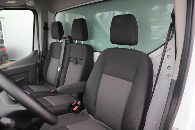 Ford TRANSIT 350 2.0 TDCI L5H1 Ambiente Skeletal Bakwagen Spouwmuurisolatie Inrichting Werkinrichting Airco Radio Bluetooth