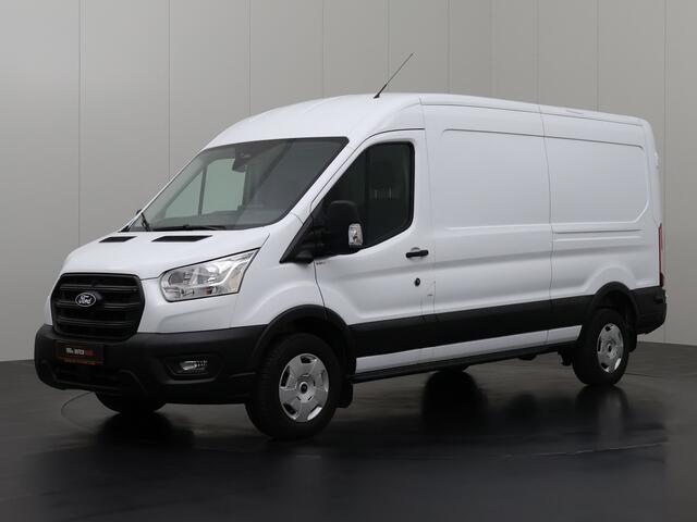Ford TRANSIT 130PK L3H2 | Navigatie | Camera | Airco | Fabrieksgarantie | Cruise | Trekhaak | Betimmering | 3-Zits