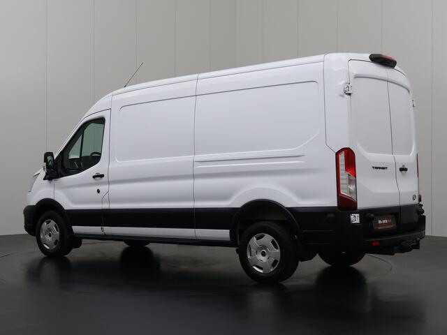 Ford TRANSIT 130PK L3H2 | Navigatie | Camera | Airco | Fabrieksgarantie | Cruise | Trekhaak | Betimmering | 3-Zits