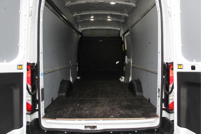 Ford TRANSIT 350 2.0 TDCI L4H3 Trend RWD 130pk - 270gr deuren - Camera - Cruise - Carplay - Airco - PDC - Rijklaar