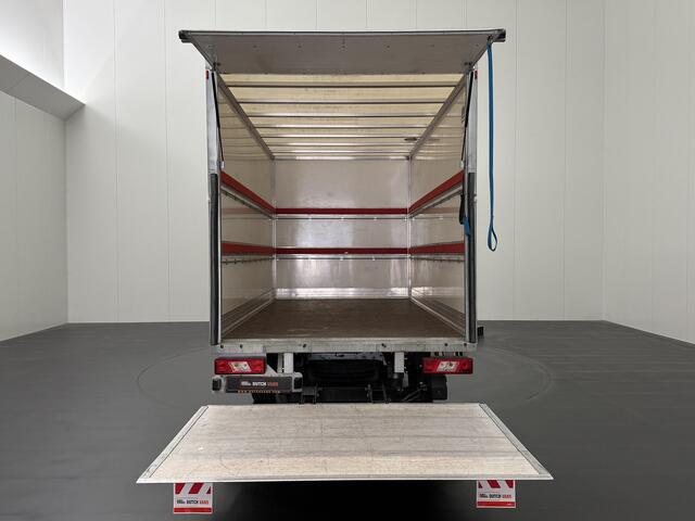 Ford TRANSIT 2.0TDCi 130PK Bakwagen | Laadklep | Euro 6 | Dakspoiler | Airco | Cruise | 3-Zit