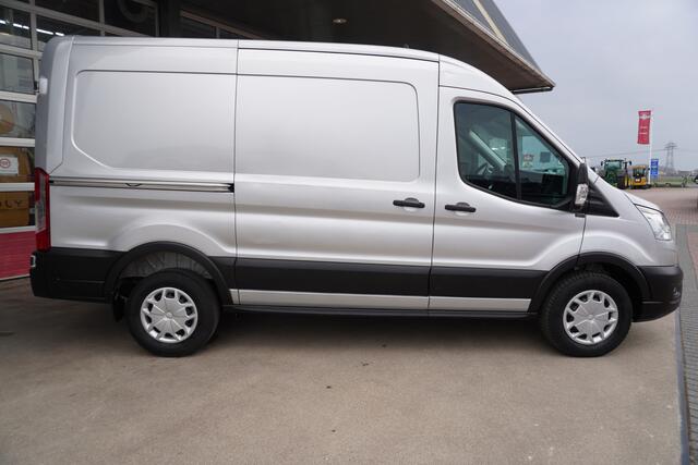 Ford TRANSIT 350M 2.0 TDCI 130PK L2H2 Trend Automaat nr. V157 | Airco | Cruise | Navi | Camera