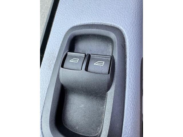 Ford TRANSIT 330 2.0 TDCI 170pk Euro 6 L2 H2 Trend Airco,Navigatie,Camera,3 Zits