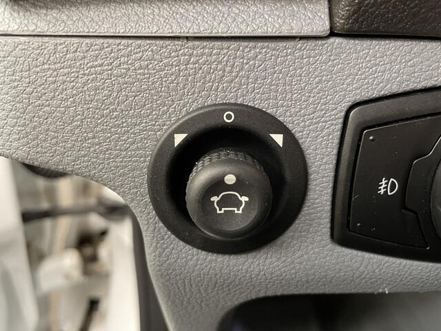 Ford TRANSIT 290 2.0 TDCI L2H2 Trend Airco Cruise Control Imperiaal+ladder 2-zits