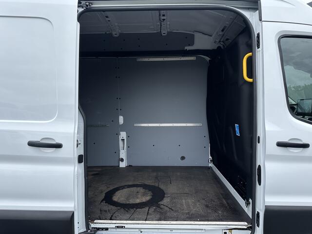 Ford TRANSIT 350 2.0 TDCI 130 PK / L3H3 / 32.408 KM / 360 CAMERA / ADAPTIVE CRUISE / ECC / NAVI / BLIND SPOT