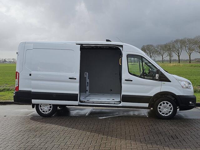 Ford TRANSIT 350 2.0 TDCI L3H2 Trend NIEUW! Navi Camera Trekhaak