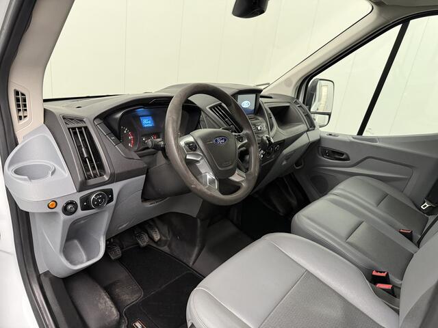 Ford TRANSIT 2.0TDCI 130PK L3H2 Dubbele Cabine | 6-Persoons | Airco | Cruise | Trekhaak 2800Kg