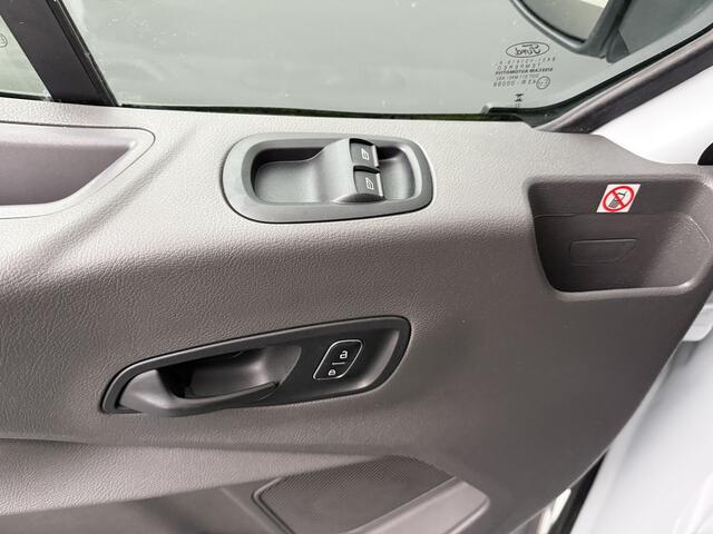 Ford TRANSIT 2.0TDCi 130PK L3H2 | Euro 6 | 2023 | Airco | Cruise | 3-Zits | Betimmering