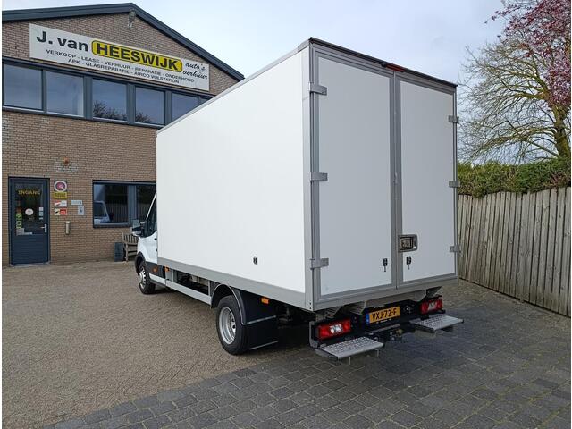 Ford TRANSIT 350 2.0 TDCI L4H1 Trend RWD Meubelbak | Airco (automatisch | Trekhaak | Cruise contole