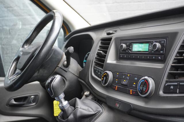 Ford TRANSIT 2.0 TDCI 130PK L3H2 EURO 6 - Airco - Cruise - PDC - ¤ 14.900,- Excl.