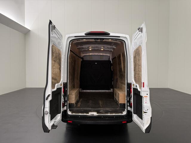 Ford TRANSIT 2.0TDCi 130PK L3H3 | Multimedia | Euro 6 | Airco | Cruise | 3-Zits