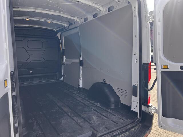 Ford TRANSIT 350 2.0 TDCI L3H2 Trend | SCI | 130pk | SYNC 4 | Apple Carplay | Android Auto |