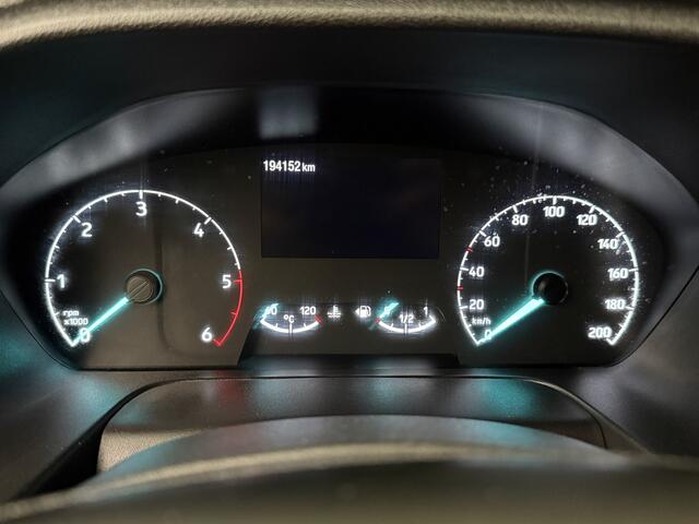 Ford TRANSIT 2.0TDCi 130PK L3H2 | Airco | Cruise | 3-Zits | Betimmering