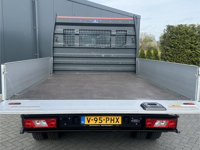 Ford TRANSIT 2.0 TDCI 130 PK 3.5T / PICK UP / ** 10.817 KM ** / 7 PERSOONS DUBBELE CABINE / ECC / CRUISE / STANDKACHEL / DUBBEL LUCHT / STOELVERW.