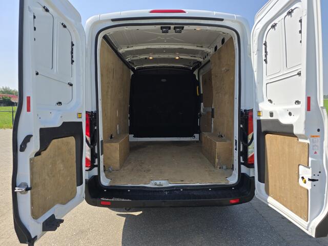 Ford TRANSIT 350 2.0 TDCI L2 H2 - 130 Pk - Euro 6 - Airco - Cruise Control