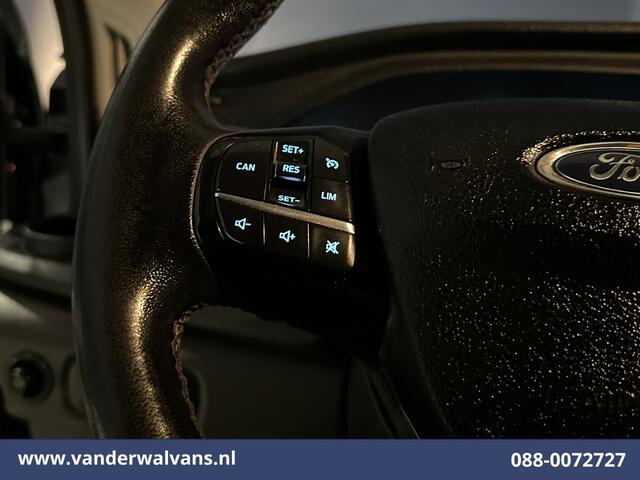 Ford TRANSIT 2.0 TDCI L2H2 Euro6 Airco | Camera | Navigatie | Imperiaal | Trekhaak | Trap Cruisecontrol, Parkeersensoren, Bijrijdersbank