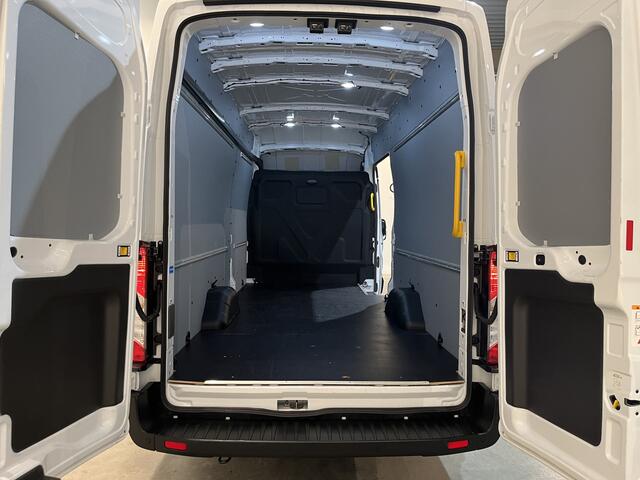 Ford TRANSIT 350 2.0 TDCI L4H3 130 PK RWD / Euro 6 / Cruise Control / Camera / 3-Zits / 31.300 KM !!