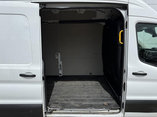 Ford TRANSIT 2.0 TDCI 170PK Airco Cruise Control Parkeersensoren Voorruitverwarming