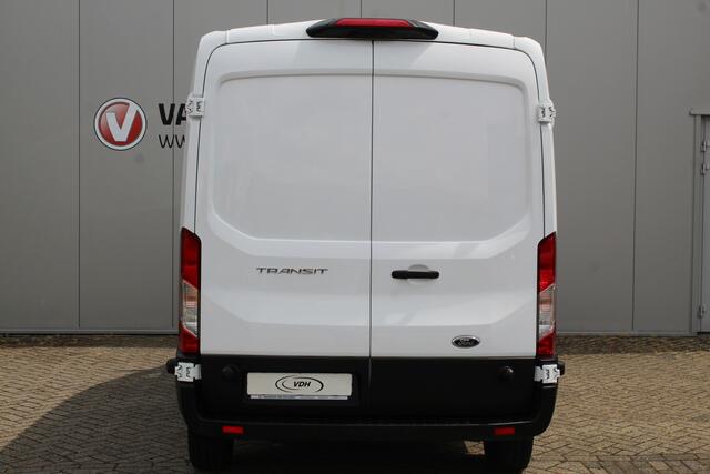 Ford TRANSIT 350 2.0 TDCI L3H2 Trend Nette bedrijfswagen die u nog jaren van dienst kan zijn ! Navigatie, Cruise Controle, Airco, Stoelverwarming, PDC V/A,
