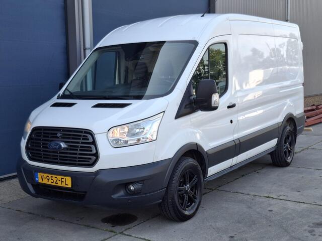 Ford TRANSIT 330 2.0 TDCI L2H2 Trend AIRCO / CRUISE CONTROLE / NAVI / TREKHAAK / EURO 6