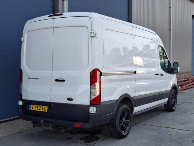 Ford TRANSIT 330 2.0 TDCI L2H2 Trend AIRCO / CRUISE CONTROLE / NAVI / TREKHAAK / EURO 6