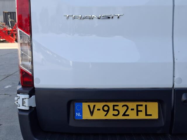 Ford TRANSIT 330 2.0 TDCI L2H2 Trend AIRCO / CRUISE CONTROLE / NAVI / TREKHAAK / EURO 6