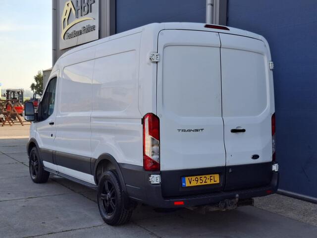 Ford TRANSIT 330 2.0 TDCI L2H2 Trend AIRCO / CRUISE CONTROLE / NAVI / TREKHAAK / EURO 6