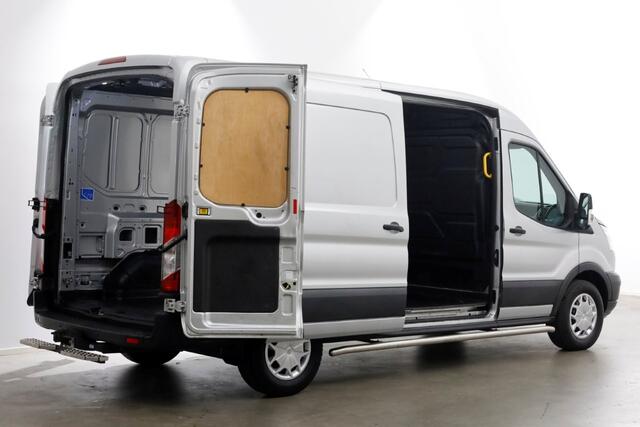 Ford TRANSIT 350 2.0 TDCI 130pk E6 L3H2 Trend Airco/Camera/Trekhaak 2800kg 02-2019