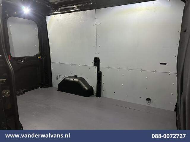 Ford TRANSIT 2.0 TDCI L2H2 Euro6 Airco | Camera | Navigatie | Imperiaal | Trekhaak | Trap Cruisecontrol, Parkeersensoren, Bijrijdersbank