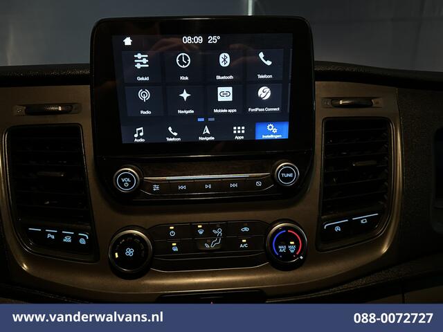 Ford TRANSIT 2.0 TDCI L2H2 Euro6 Airco | Camera | Navigatie | Imperiaal | Trekhaak | Trap Cruisecontrol, Parkeersensoren, Bijrijdersbank