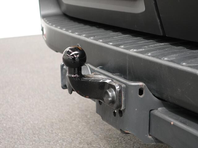 Ford TRANSIT 130pk L2H2 Trekhaak Airco 360°Camera DAB+ Airco Trekhaak Cruise Control