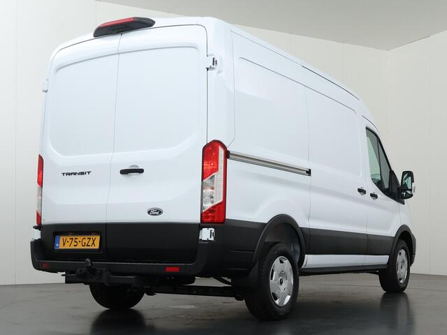 Ford TRANSIT 350 | 2.0 TDCI | L2 H2 | Trend Parkeercamera | 3-zits | Climate Control | Apple Carplay/Android Auto | BPM-vrij |