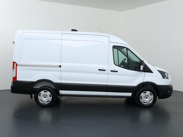 Ford TRANSIT 350 | 2.0 TDCI | L2 H2 | Trend Parkeercamera | 3-zits | Climate Control | Apple Carplay/Android Auto | BPM-vrij |